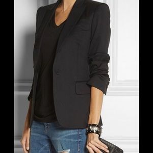 🌸 Divided black blazer